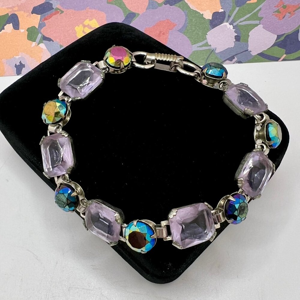 Vintage Glass Link Bracelet in Purples - Picture 3 of 5